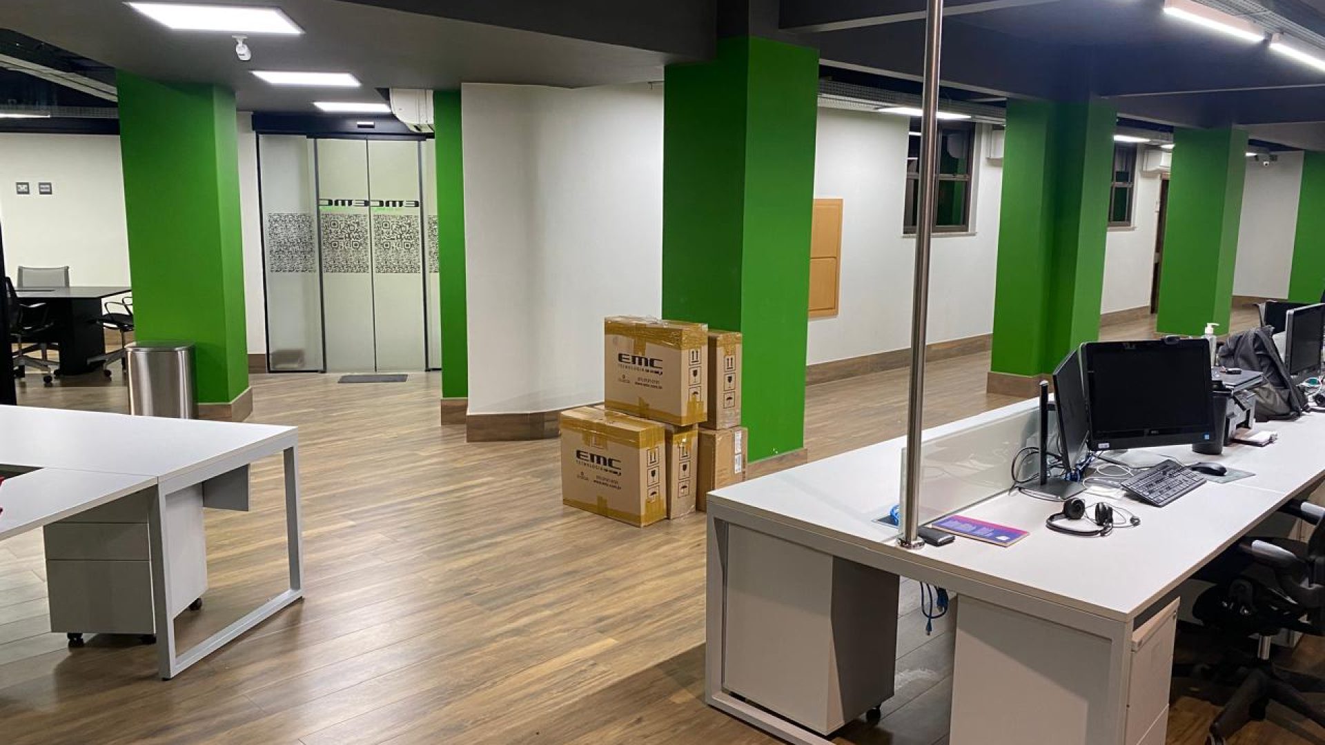 12b8ff9a-5d1d-40df-827a-a94bb66f54fd