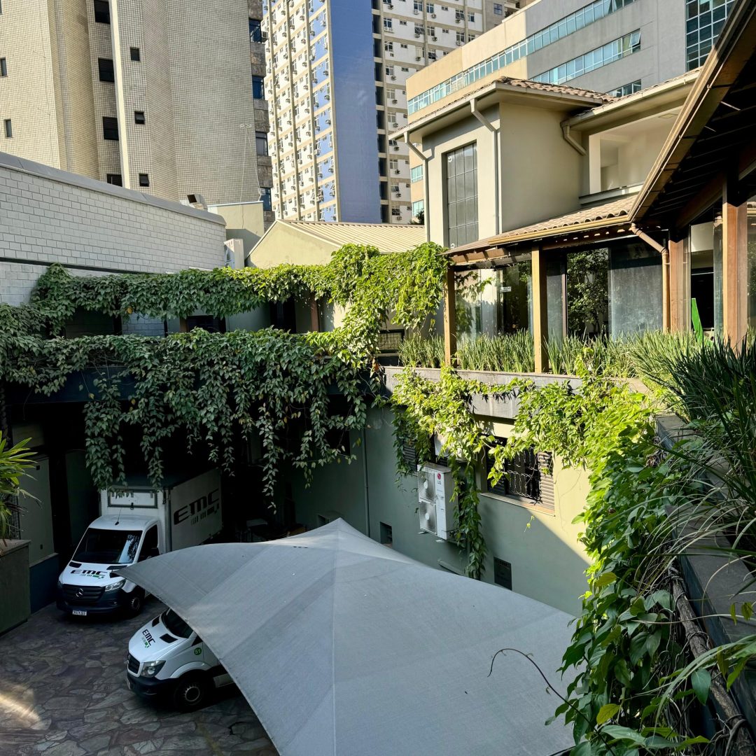 b158ea1c-34e4-46cf-ba65-21d1108835a0